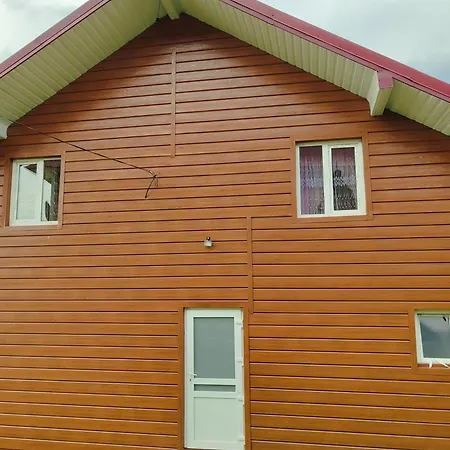Holiday home затишок Yablunytsya